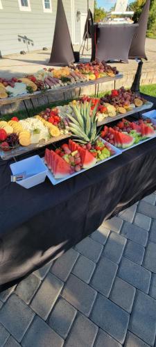 Charcuterie and Summer Fruits