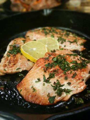 Grilled lemon butter salmon